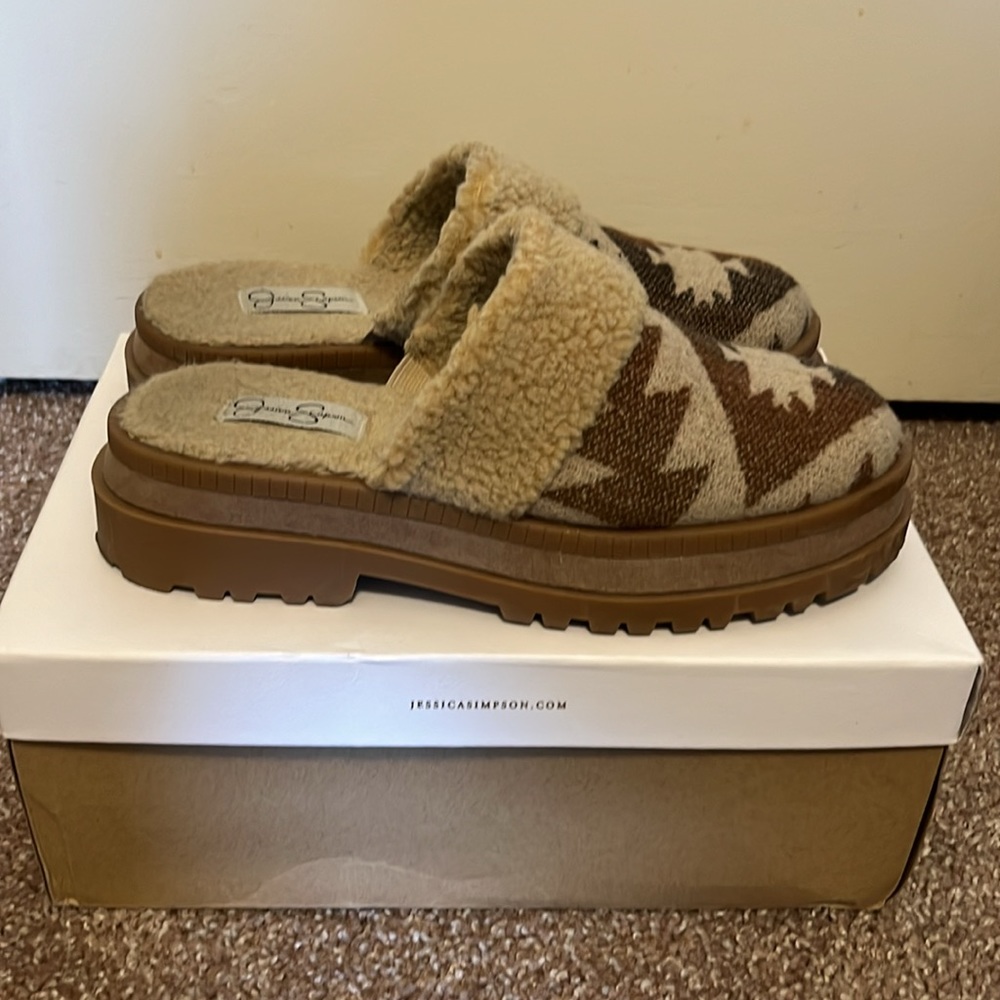 Patterned wool slid ons - Picture 3 of 5